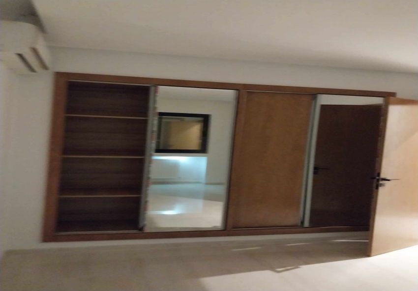 Appartement s+2 très haut standing jamais habité