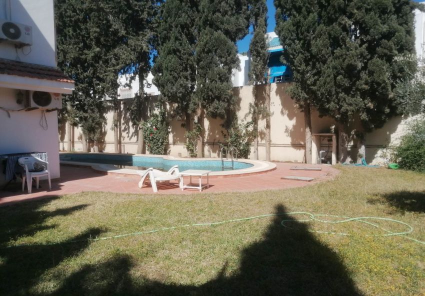 villa S+6 Route de Gammarth  standing Moderne