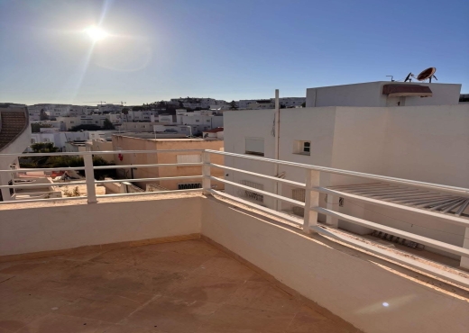 ENNASR 2 : TRIPLEX S+5 A LOUER