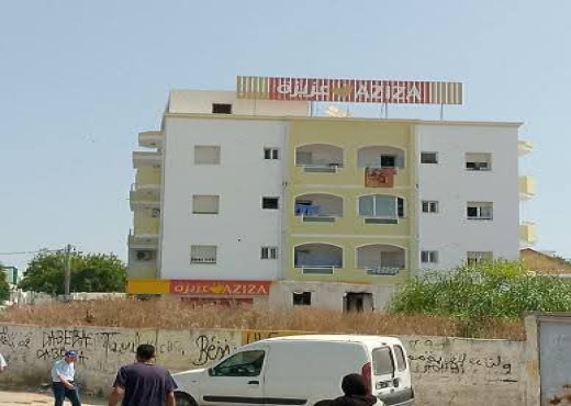 A Vendre Appart S+3 Cité Ettahrir