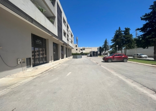 local commercial À Louer à ARIANA - commerce  à la soukra rue de parc - Immobiliere.tn - Photo 8