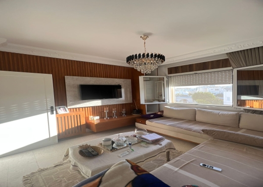 A vendre S+4 a Cité El Ghazela