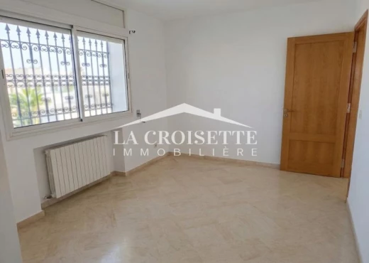 villa À Louer à TUNIS - S+4 avec piscine à La Marsa - Immobiliere.tn - Photo 8