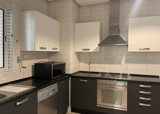 A louer à l’année au LAC 2 un spacieux appartement