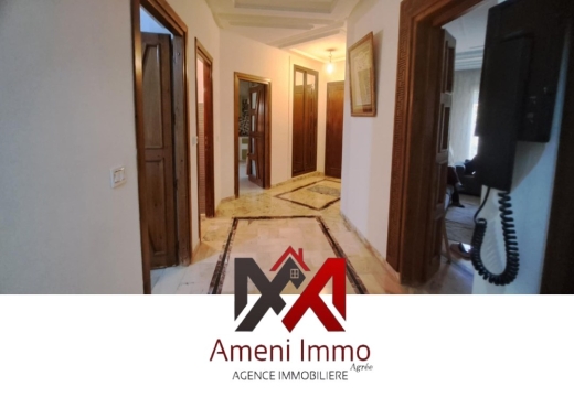 A vendre une villa s+3 à Ezzahra