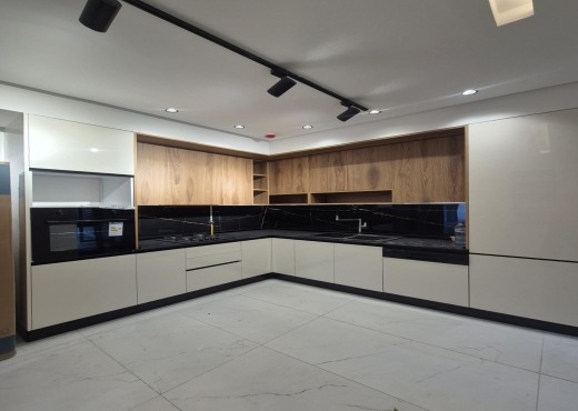 Divers  S+3  tres haut Standing  Choutrana III