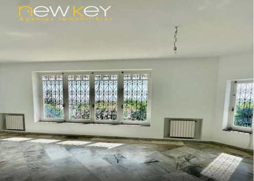 villa À Louer à TUNIS - À Louer Villa S+4 a Gammarth - Immobiliere.tn - Photo 3