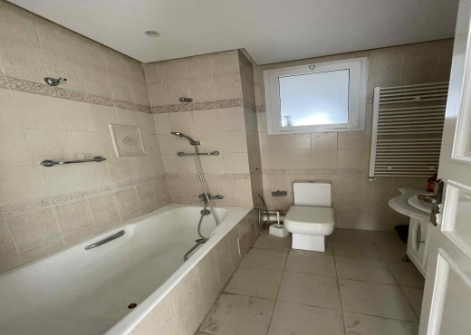 Appartement S+3 à louer à Ennaser