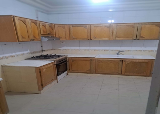 Appartement S+3 à Riadh El Andalou