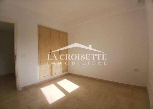 Appartement S+3 à La Soukra