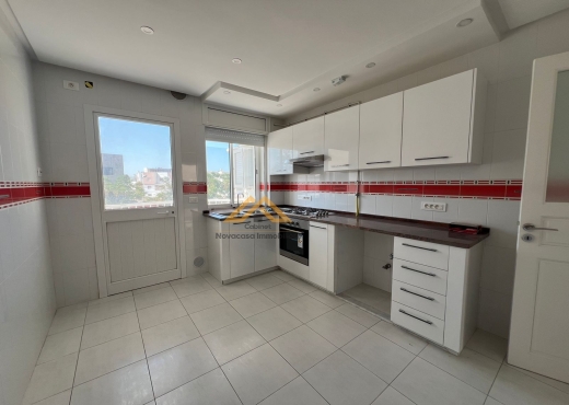 A louer Appartement S+3
