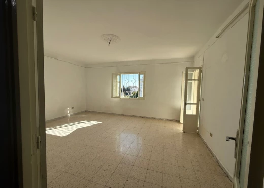 Appartement À Vendre à MANOUBA - Grand appartement à vendre - Immobiliere.tn - Photo 5