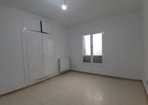 A louer Appart S+4 RDC Riadh Andal