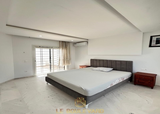 Villa Duplex S+4 Avec Piscine