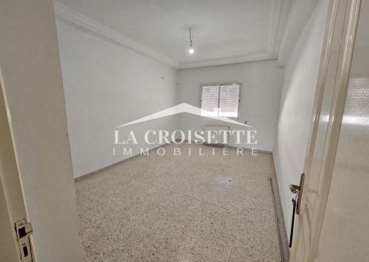 s4 à L'aouina MAL1379