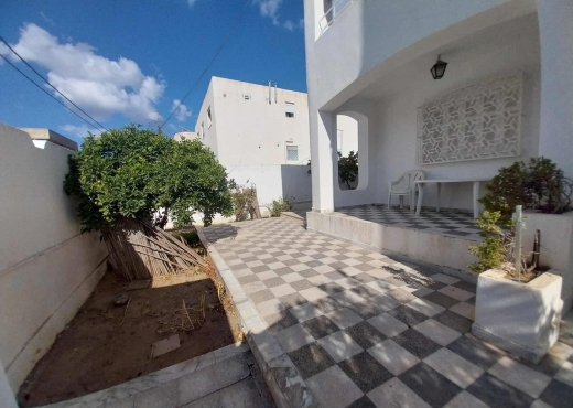 EL GHAZELA : À VENDRE UNE VILLA