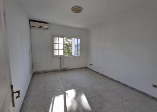 A Vendre Appart S+3 El Manar