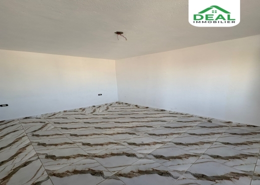 عمارة ذات طابقين بحي الرياض - سوسة