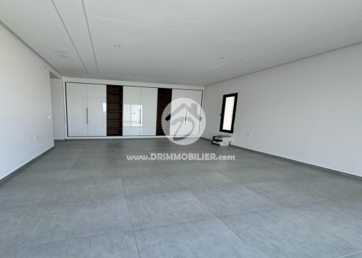 Villa avec piscine, plain-pied