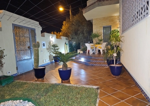 a vendre une villa a Akouda