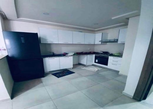 RIADH AL ANDALOUS : APPARTEMENT S+2 RICHEMENT MEUB