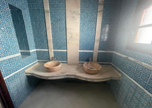 GRANDE MAISON S6 À VENDRE EL MANAR