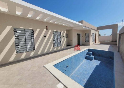 VILLA DE PLAIN-PIED À DJERBA