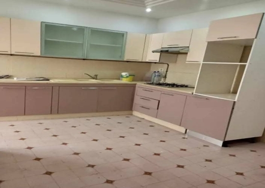 📍 JARDINS D’EL MENZAH 2 : REZ-DE-CHAUSSÉE DE VILL