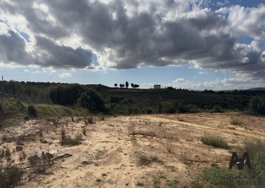 Terrain agricole de 2033 m² à Beni
