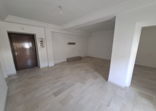 À vendre : Appartement S+3 spacieu