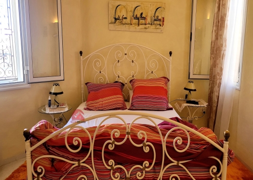 GRANDE MAISON EN ZONE TOURISTIQUE