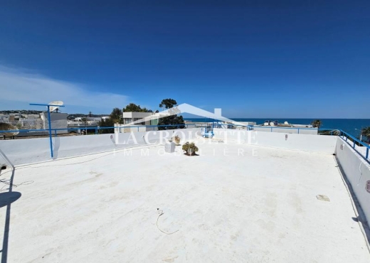 Etage de villa meublé s+2