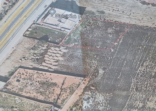 À Vendre : Terrain 2350 m² – Cité