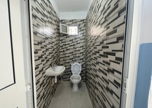 A Vendre Dépôt à La Soukra