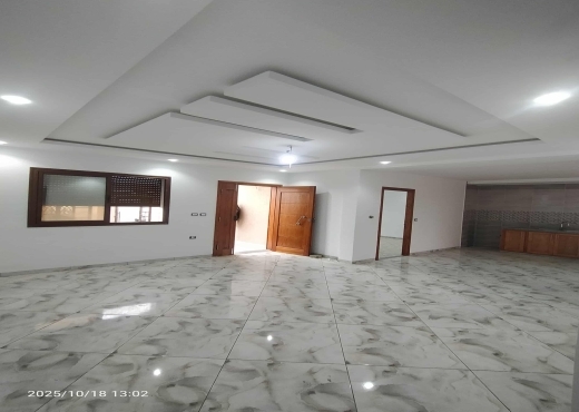 A vendre Une maison nouvellement construit située