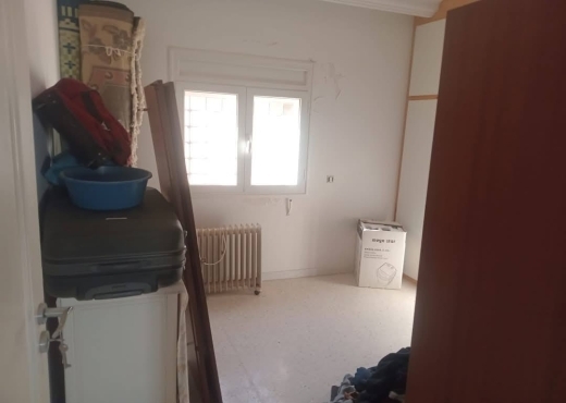 للبيع فيلا و ستوديو في سيدي ثابت