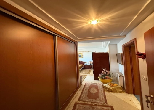 📍 ENNASER 1 : APPARTEMENT S+3 A V