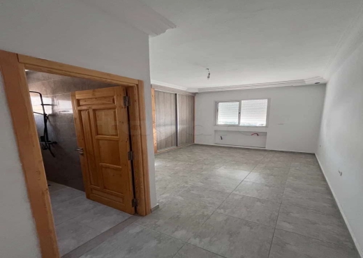 📍RIADH ANDALOUS:  ETAGE D’UNE VIL