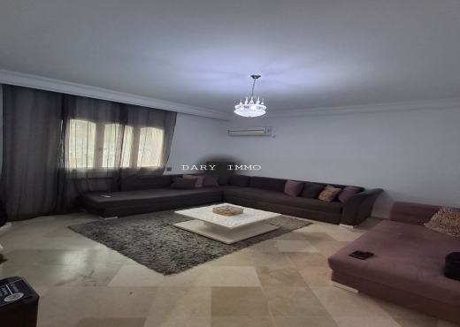 A Louer étage de Villa S+1 (vide) à El Ennasr .