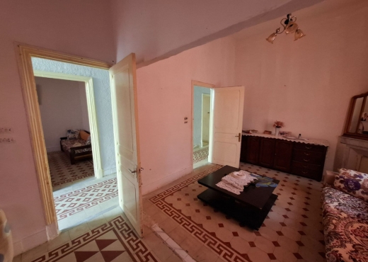 À vendre à Ben Arous : Maison anci