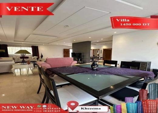 Villa à Khezema ouest  dans un quartier résidentil