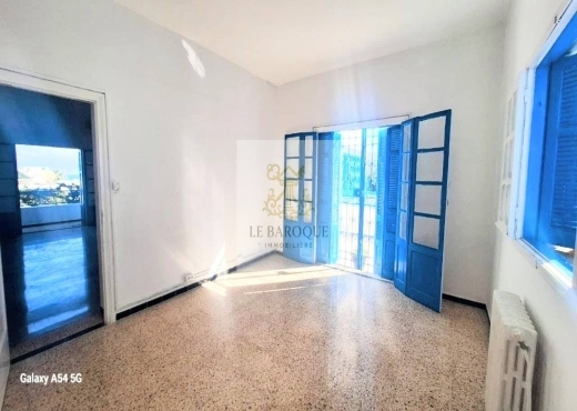 À louer – Étage de villa S+3 à La Marsa Corniche