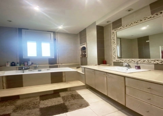 A VENDRE VILLA RTE BOUZAYENE SFAX