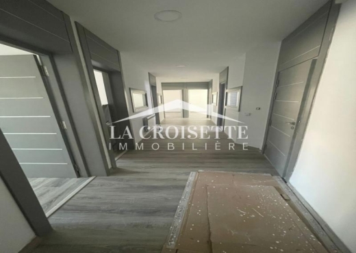 Bureau H+6 au Lac1 ZBL0570