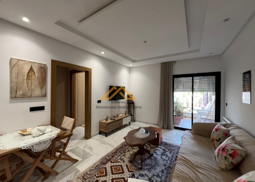 للبيع – شقة S+1 مفروشة فاخرة بمساح