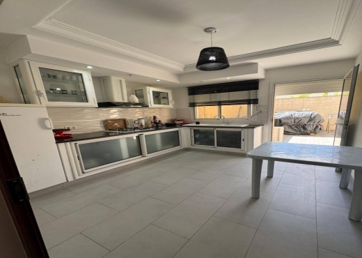 Villa haut standing en plein centr