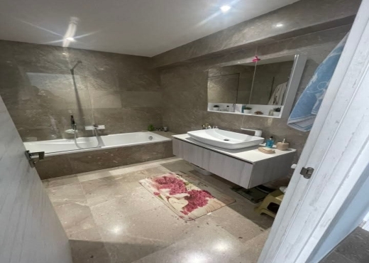 🏡 À VENDRE : Superbe Triplex à Soukra Park