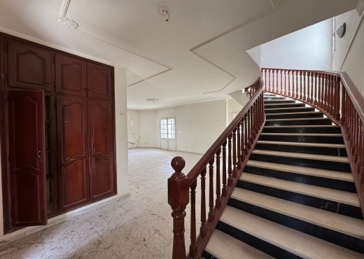 📍 GHAZELLA – VILLA S+5 À VENDRE SUR DEUX NIVEAUX