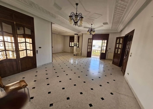 villa À Vendre à TUNIS - À VENDRE UNE VILLA A MITUELLE VILLE - Immobiliere.tn