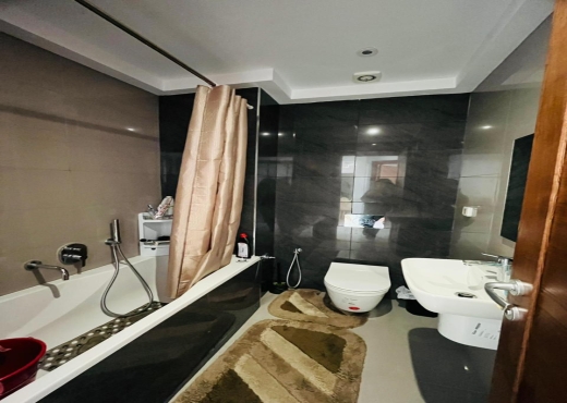 A vendre S+3 a Ennkhilet